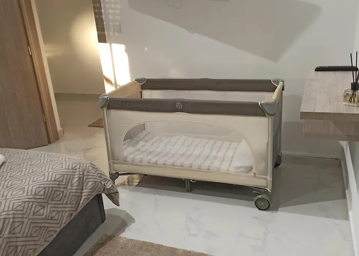 Nest Of Paradise Apartment Tríkala